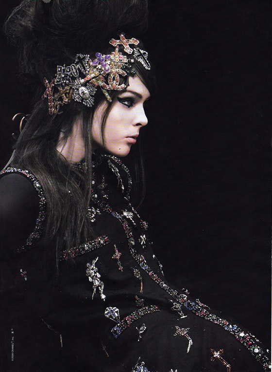 amy winehouse chanel 2008 lagerfeld