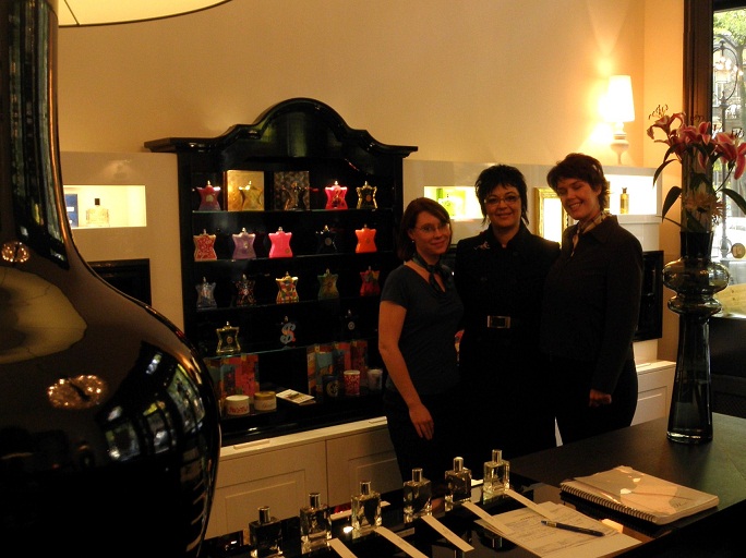 Opera Patika Madison parfumery