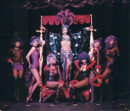 Moulin Rouge Revue Déja Vue Parádi gabriella jelmez
