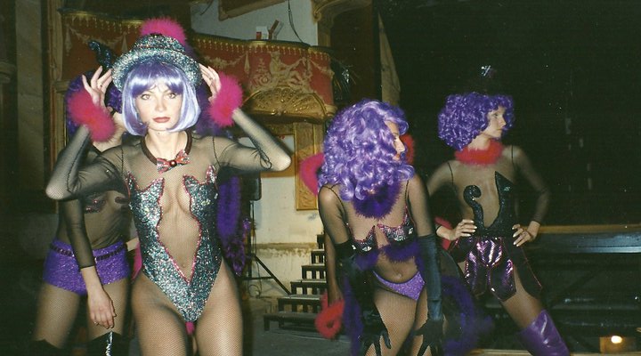 Moulin Rouge Revue Déja Vue Parádi gabriella jelmez