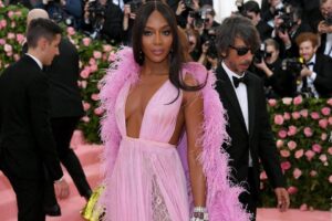 Naomi Campbell (csaknem) vintage képei
