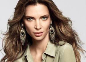 Rózsák és a hétköznapok csillogása inspirálta a Swarovski kollekcióját