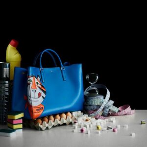 Táskák a hipermarketből- Anya Hindmarch AW14