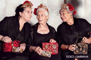 Menő mamikkal erősít a Dolce & Gabbana kampánya