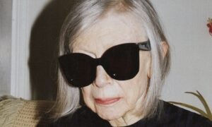 80 éves írónő a Céline 2015-ös kampányának modellje