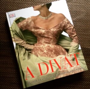 Könyvajánló: A divat