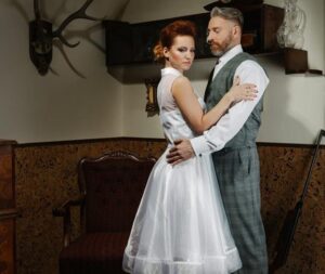 Menyasszonyi ruhák rockabilly stílusban Ticci-től