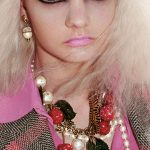 Gucci 2017 nyár kampány Róma nyaklánc