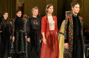 Zoób Kati meséi - 2018 Fairy Tale Haute Couture