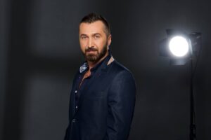 larion oscar sminkmester magyar divat portré