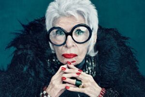 Hihetetlen, hogy Iris Apfel 97 évesen milyen szakmába kezd