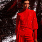 Paula Knorr London Fashion Week AW 19 20 divathét piros ruha