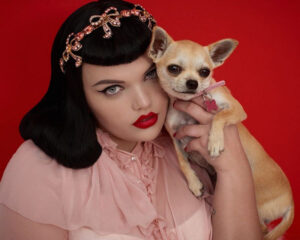 Dolce & Gabbana plus size modellel népszerűsíti új vonalát